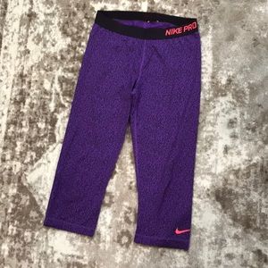 Nike Pro Mezzo print Capri